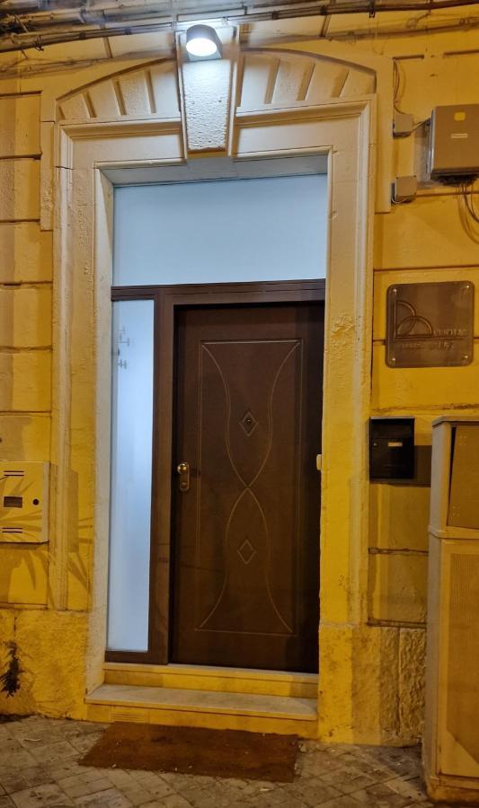 Dimora Diaz 23A Apartment Syracuse Bagian luar foto